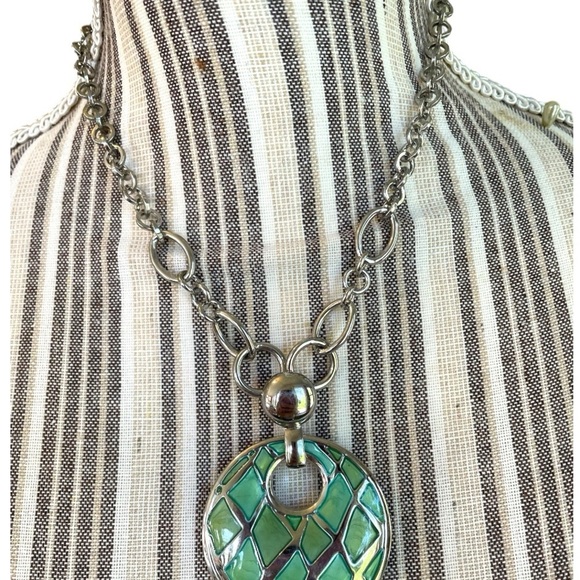 Lia Sophia Obsidiar Necklace, silver tone, nice chain, excellent condition - Picture 5 of 5